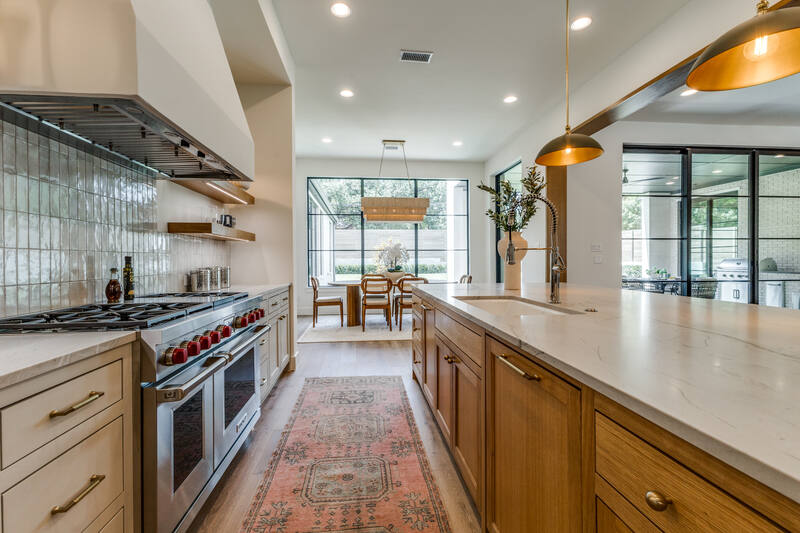 Cornelia Lane, chef's kitchen range