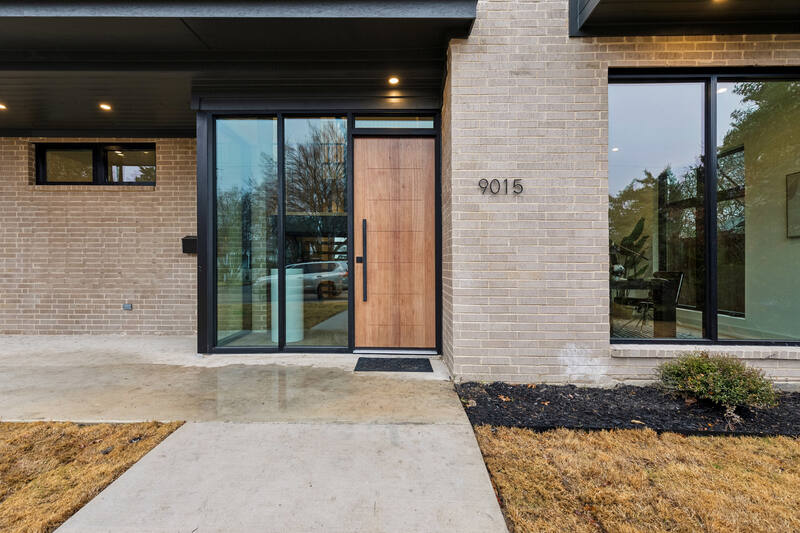 Daytonia Avenue, front door
