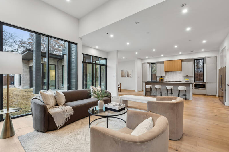 Daytonia Avenue, open living and kitchen